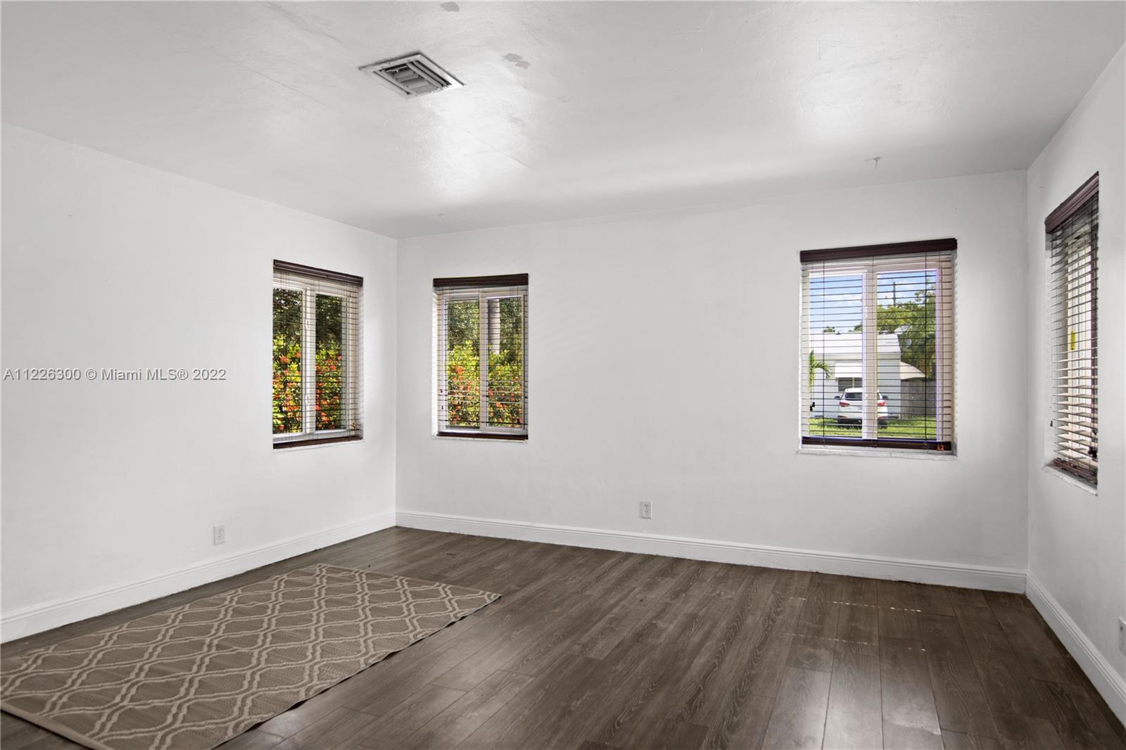 1908 Funston Street Hollywood, FL 33020 - Photo 6 of 30