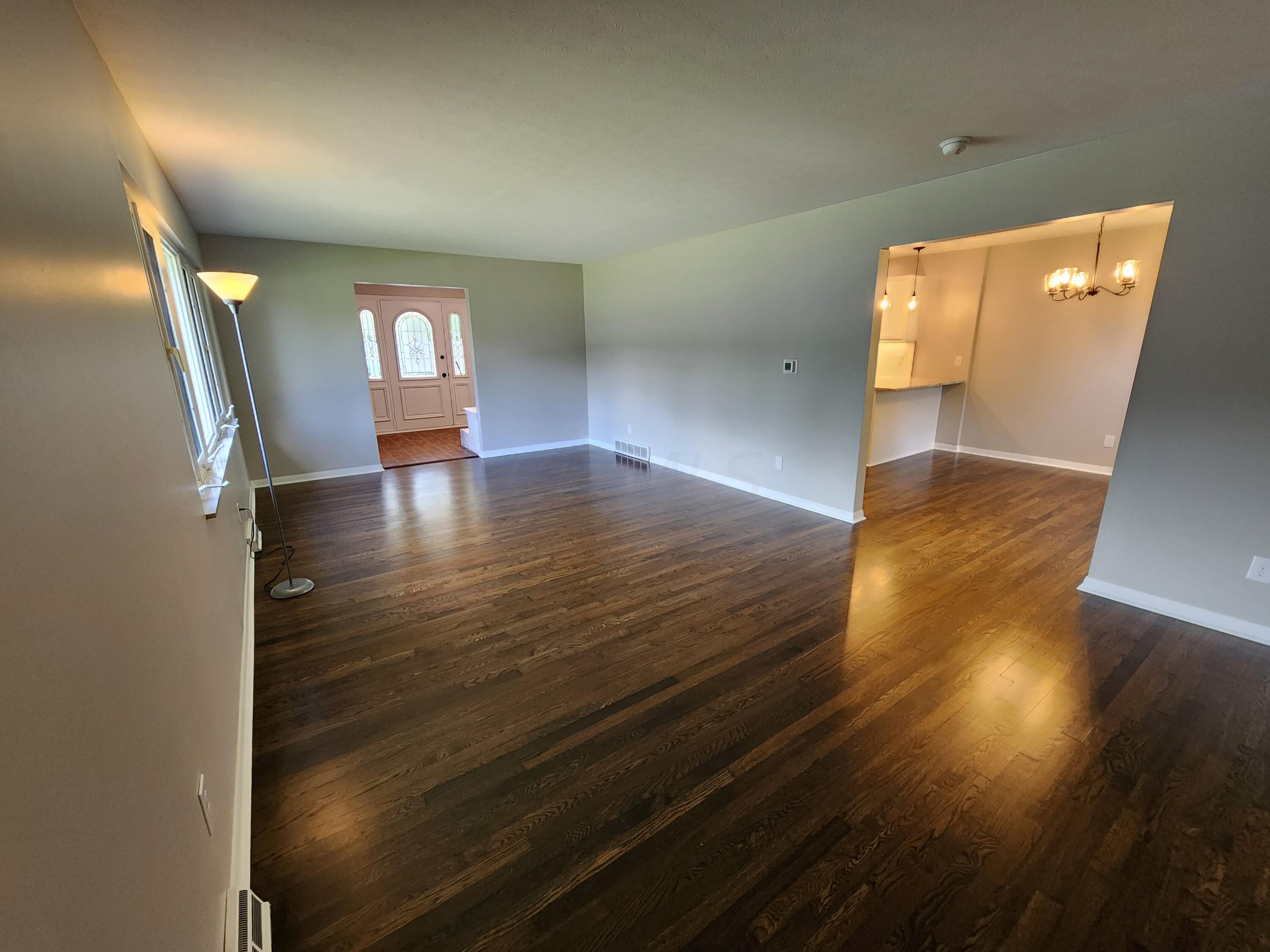 1092 Plum Ridge Columbus, OH 43213 - Photo 35 of 53 R1 (35)