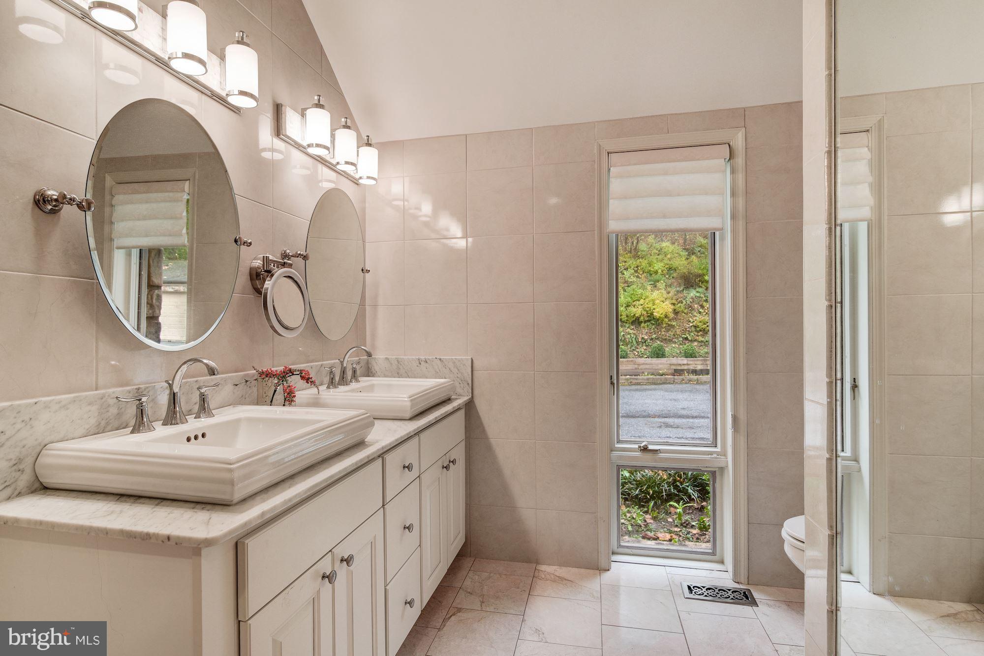 3920 Butler Road Glyndon, MD 21136 - Photo 22 of 30 Bath (Master)