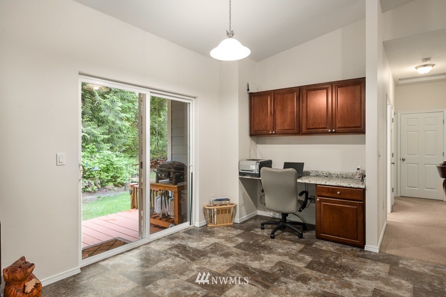 7938 Littlerock Road Southwest Olympia, WA 98512 - Photo 12 of 40 Gallery Image 12