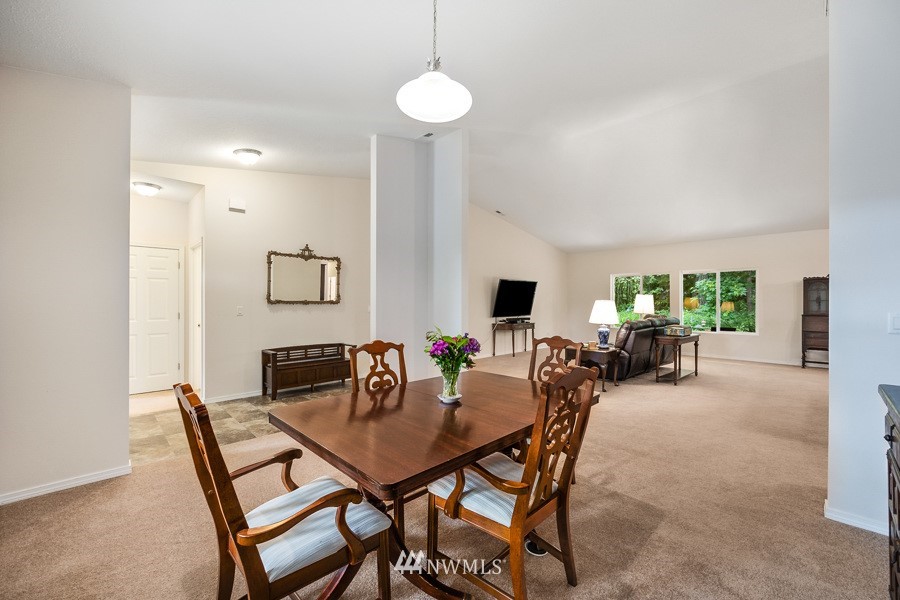 7938 Littlerock Road Southwest Olympia, WA 98512 - Photo 6 of 40 Gallery Image 6