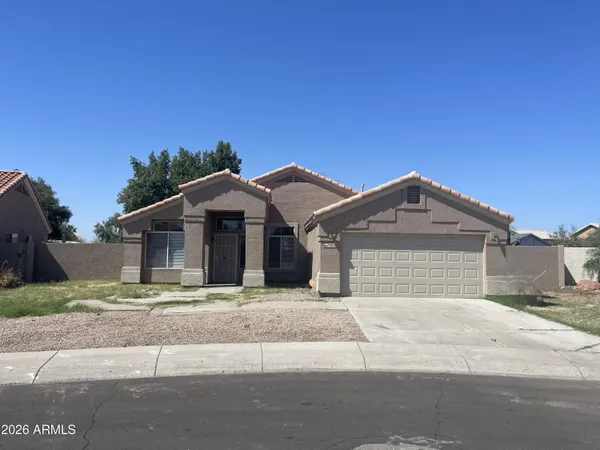$1,950 | 19038 North 51st Drive, Glendale, AZ 85308