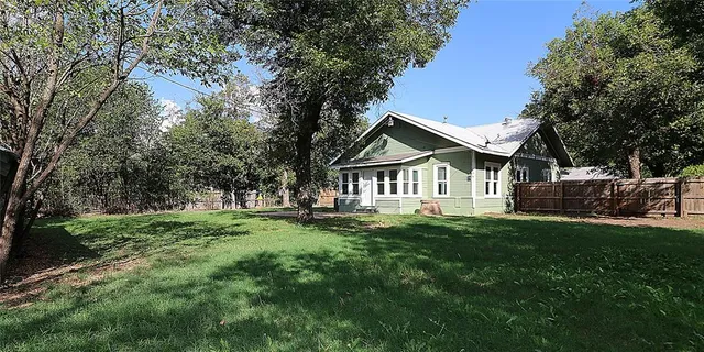 $119,900 | 929 Vitalious Street, Ranger, TX 76470