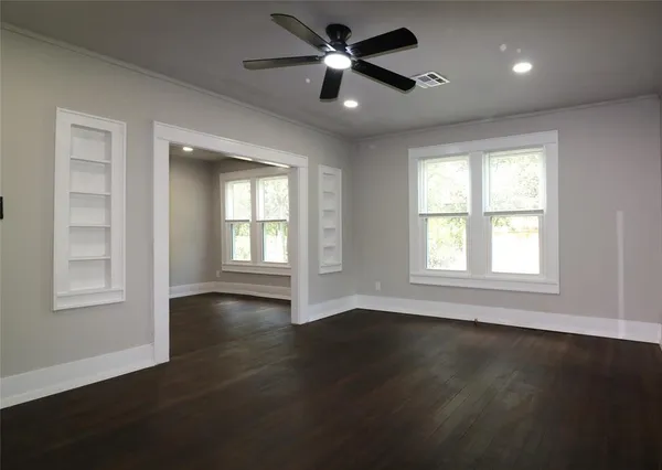 $112,900 | 929 Vitalious Street, Ranger, TX 76470