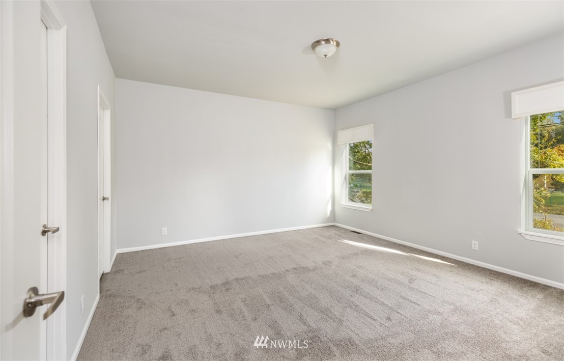 419 Sunnyhill Road West Bremerton, WA 98312 - Photo 14 of 19 Gallery Image 14