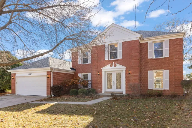 $650,000 | 2647 Longview Drive, Lisle, IL 60532