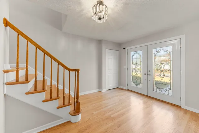 $650,000 | 2647 Longview Drive, Lisle, IL 60532