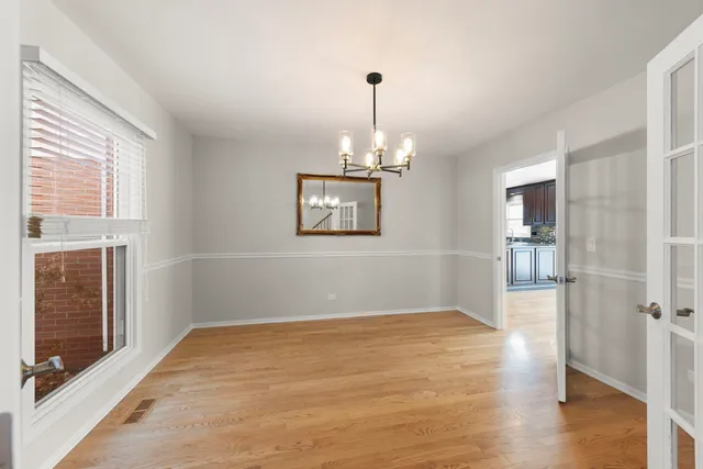 $650,000 | 2647 Longview Drive, Lisle, IL 60532