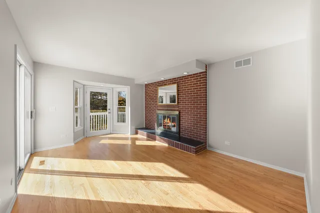 $650,000 | 2647 Longview Drive, Lisle, IL 60532