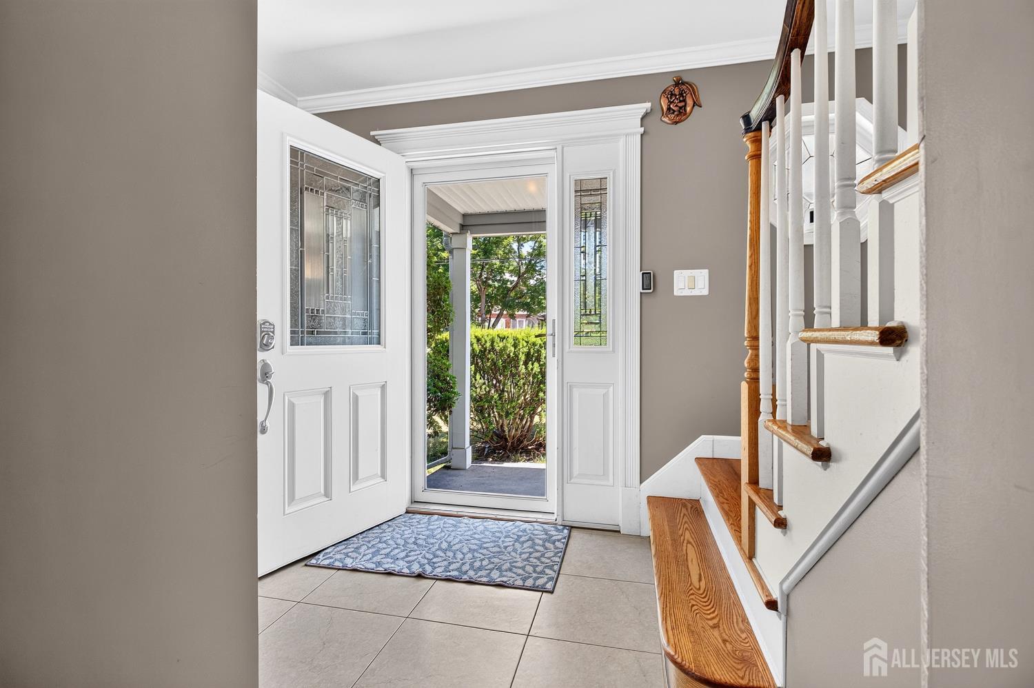 16 Brookdale Road East Brunswick, NJ 08816 - Photo 2 of 31