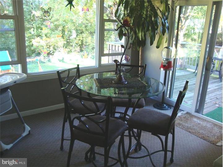 950 Central Avenue Runnemede, NJ 08078 - Photo 3 of 12 Breakfast Room
