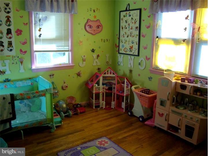 950 Central Avenue Runnemede, NJ 08078 - Photo 8 of 12 Bedroom 3