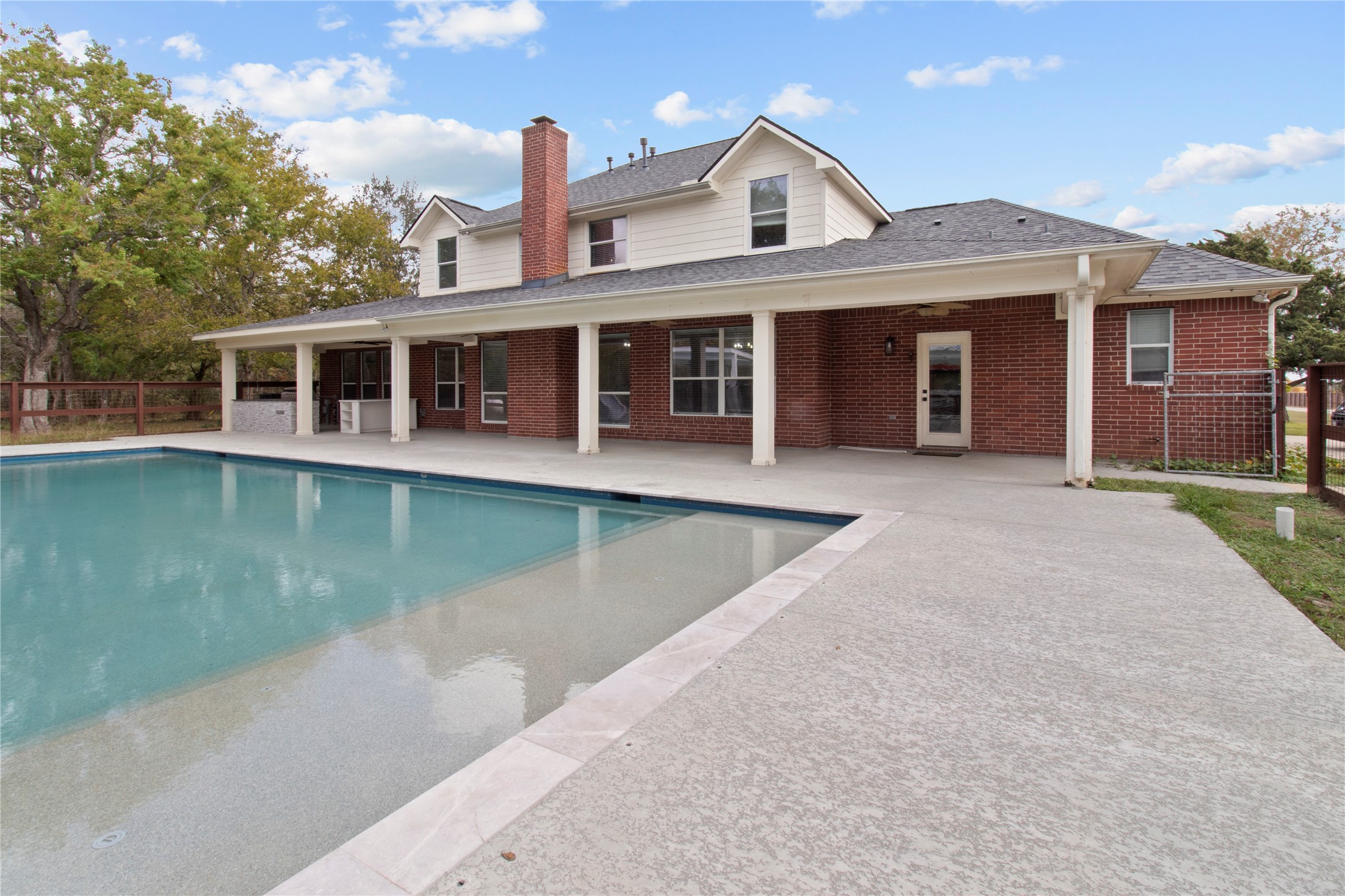 2730 Lawrence Road Kemah, TX 77565 - Photo 19 of 48 front view of a house with a yard