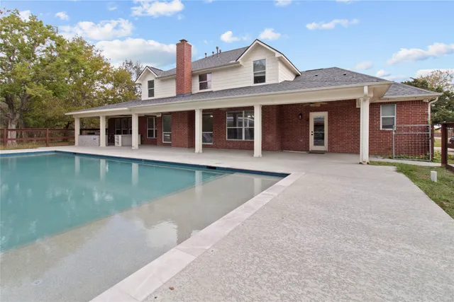 $2,500,000 | 2730 Lawrence Road, Kemah, TX 77565