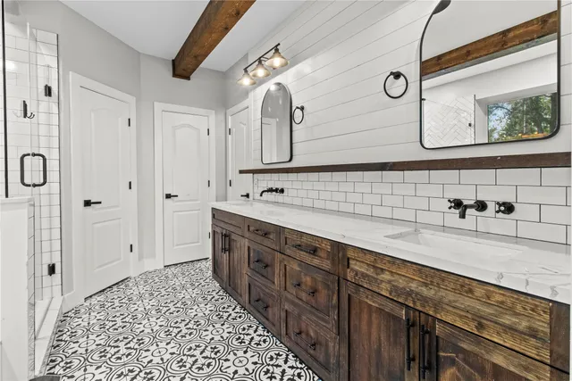 $2,500,000 | 2730 Lawrence Road, Kemah, TX 77565