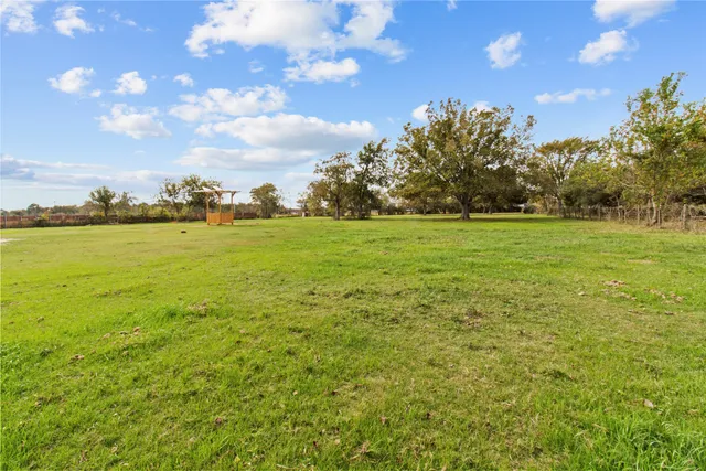 $2,500,000 | 2730 Lawrence Road, Kemah, TX 77565