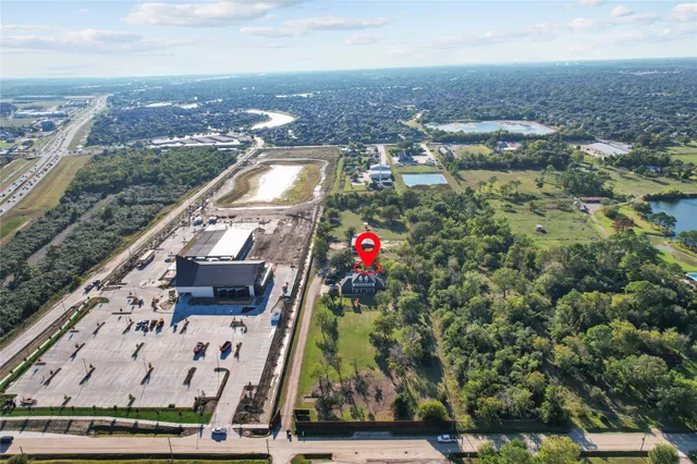 $2,500,000 | 2730 Lawrence Road, Kemah, TX 77565