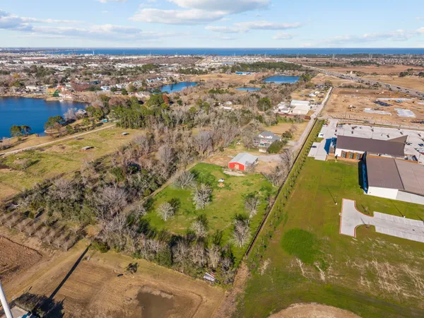 $2,295,000 | 2730 Lawrence Road, Kemah, TX 77565