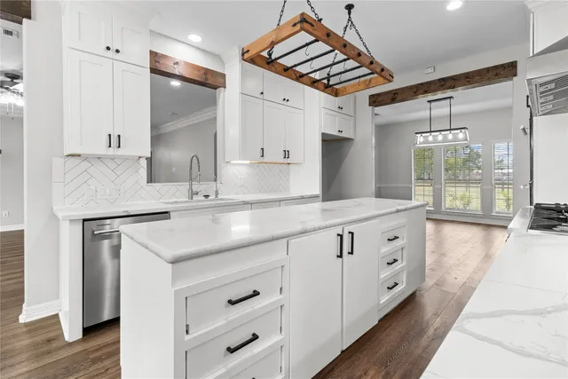 $2,500,000 | 2730 Lawrence Road, Kemah, TX 77565