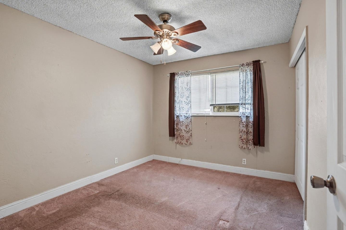 154 North Santa Rosa Street Los Banos, CA 93635 - Photo 13 of 29