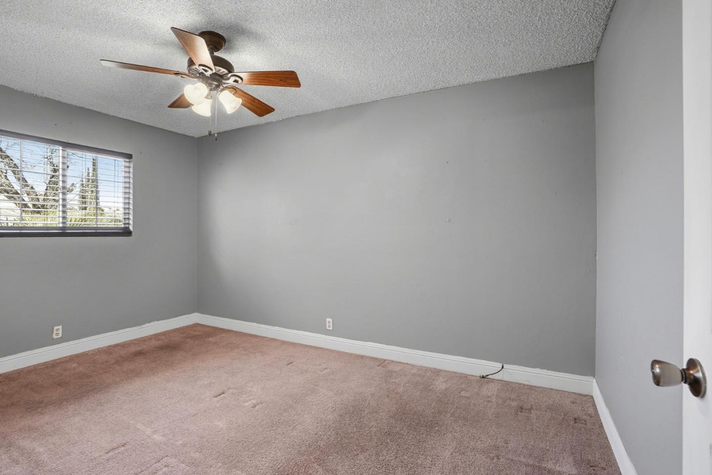 154 North Santa Rosa Street Los Banos, CA 93635 - Photo 15 of 29