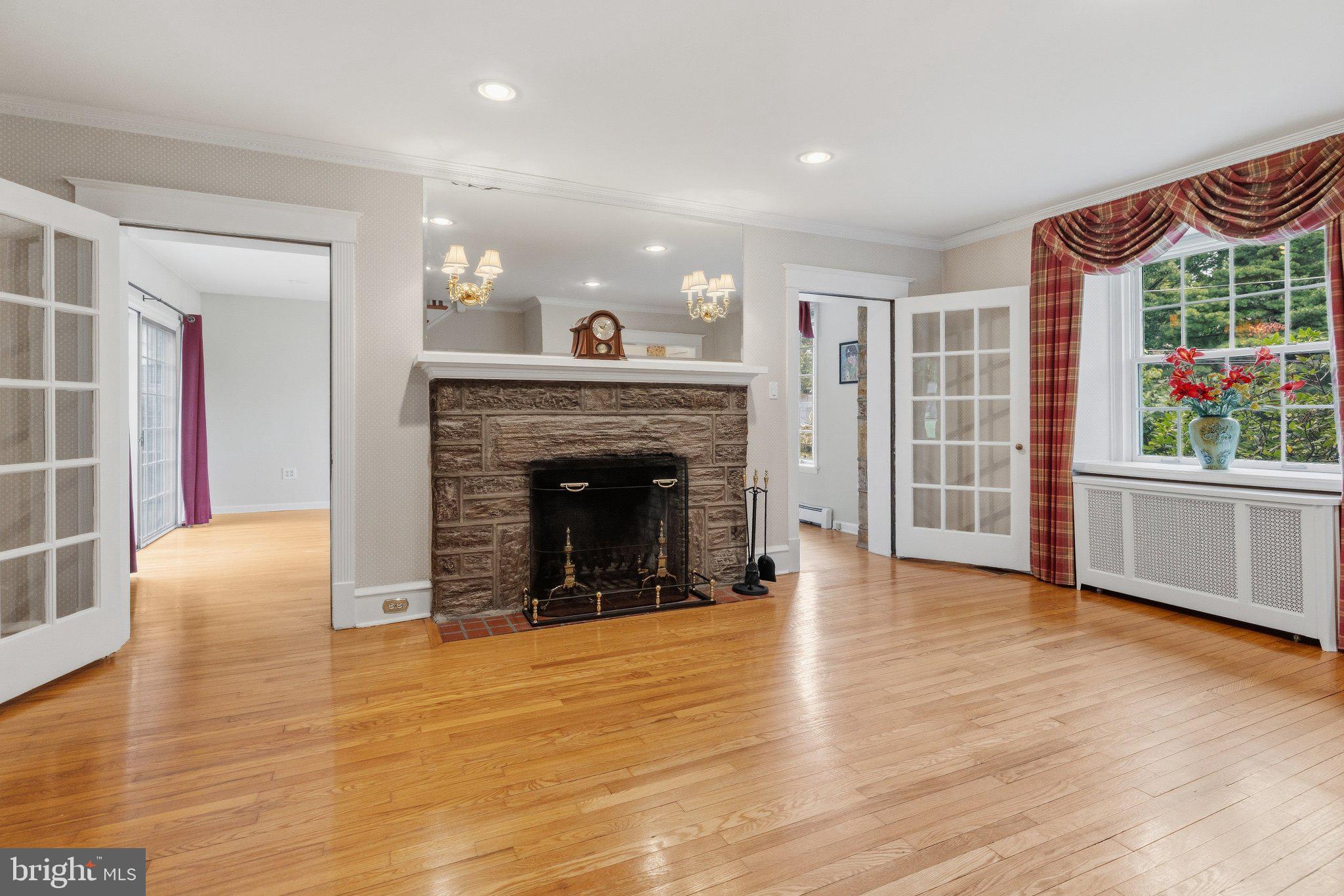 1046 Huntingdon Road Abington, PA 19001 - Photo 15 of 53 Living Room w/Glass Panel Doors to Family Room