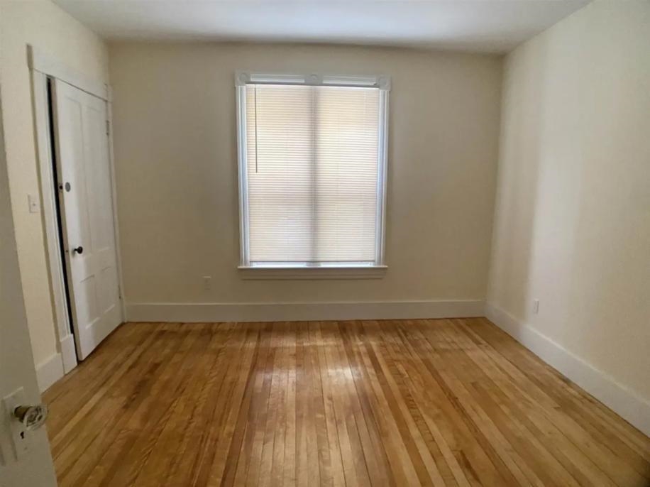 309 Dubuque Street Manchester, NH 03102 - Photo 11 of 14