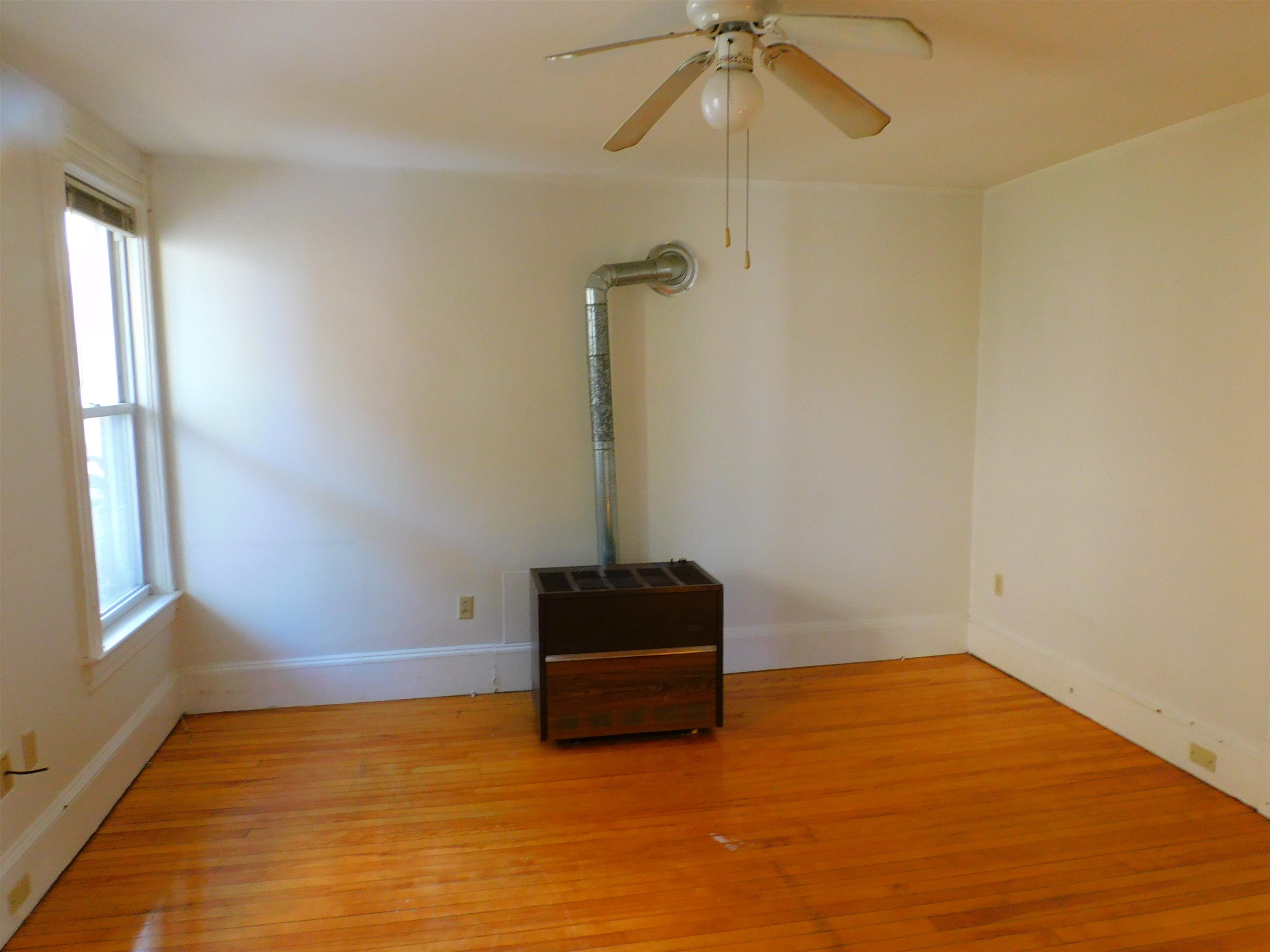 309 Dubuque Street Manchester, NH 03102 - Photo 13 of 14