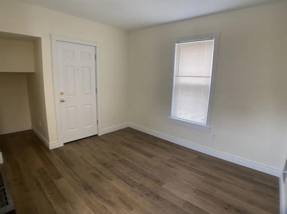 309 Dubuque Street Manchester, NH 03102 - Photo 8 of 14