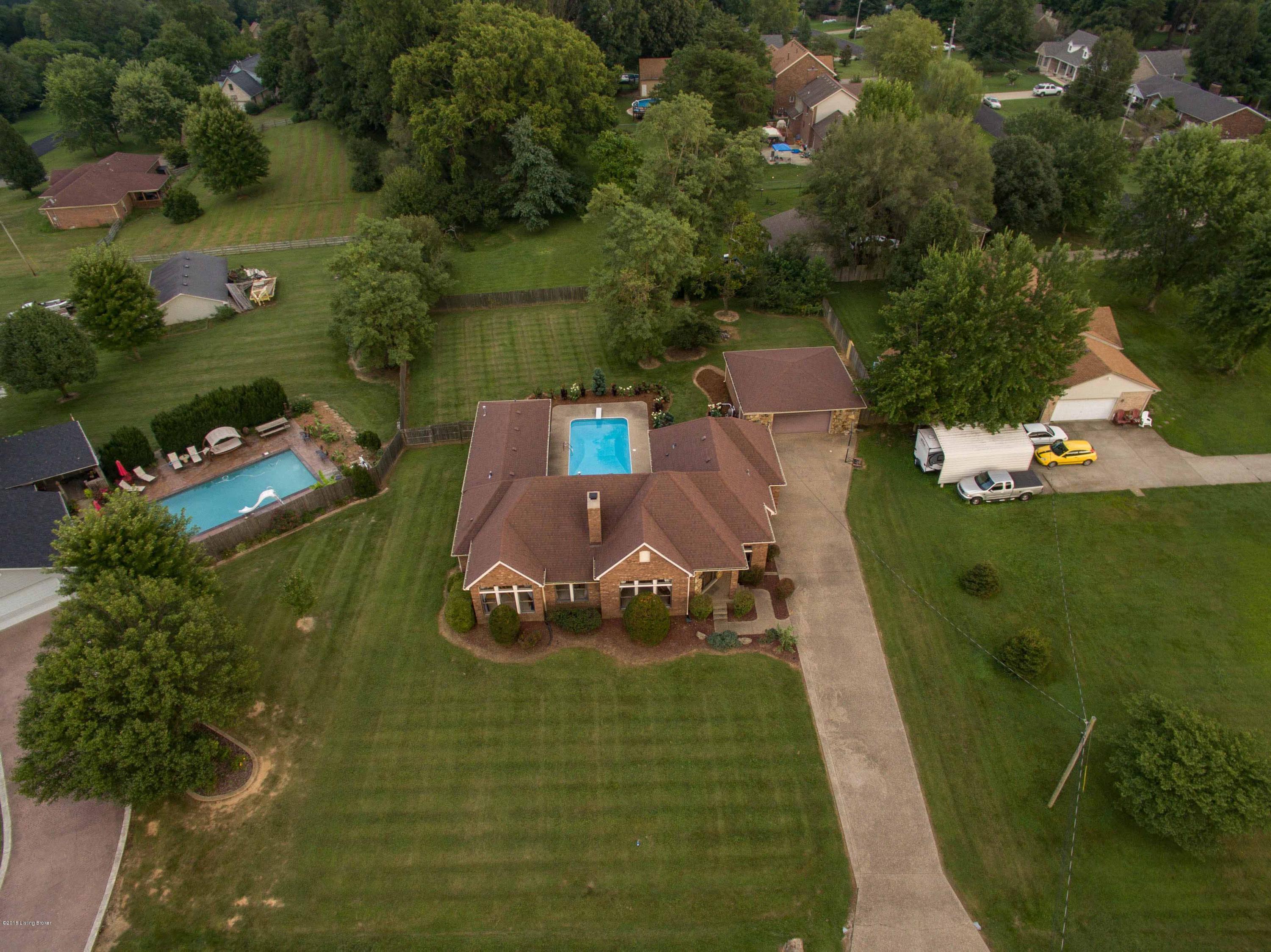 240 Travis Road Shepherdsville, KY 40165 - Photo 12 of 59 12