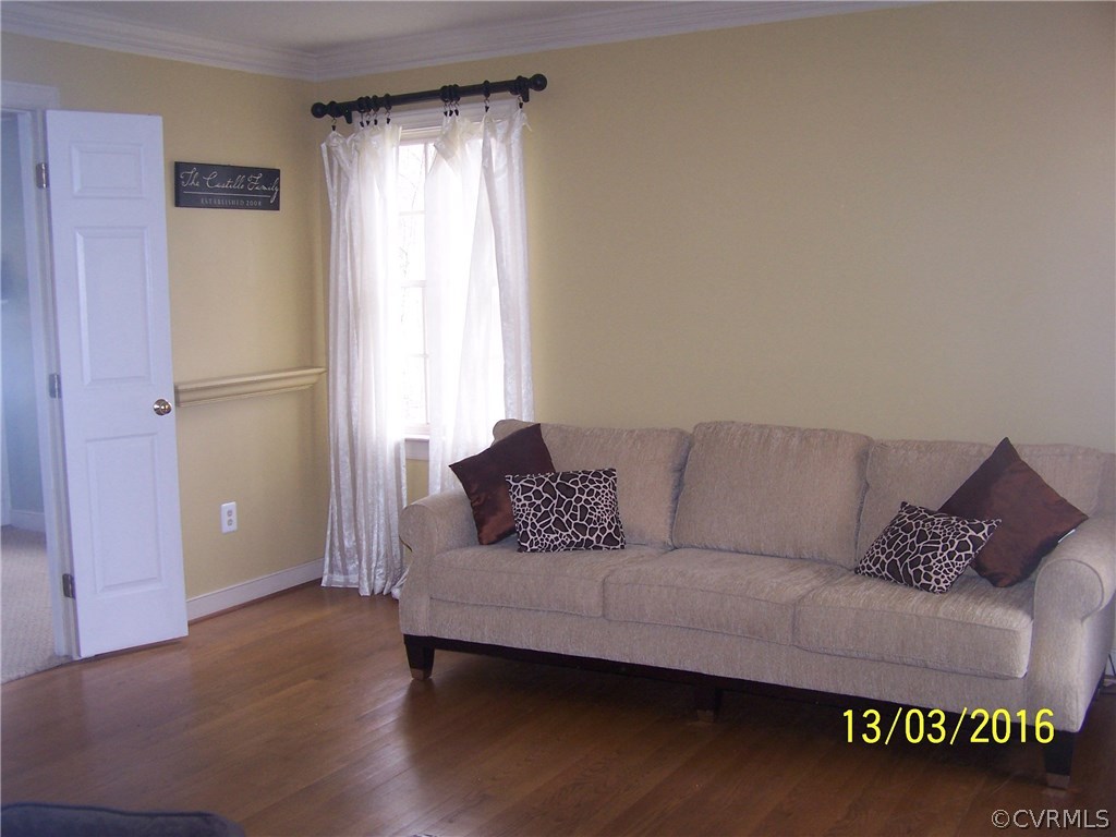 14011 Shadow Ridge Road Midlothian, VA 23112 - Photo 6 of 21 a living room with furniture and a window