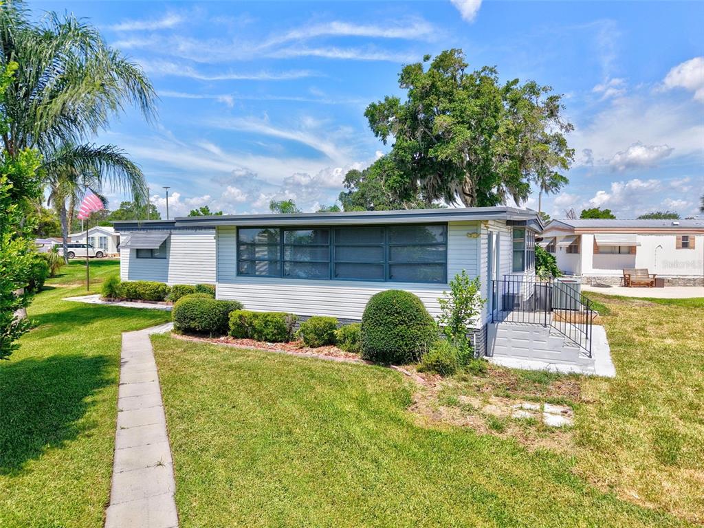 34312 Carl Road Leesburg, FL 34788 - Photo 30 of 47