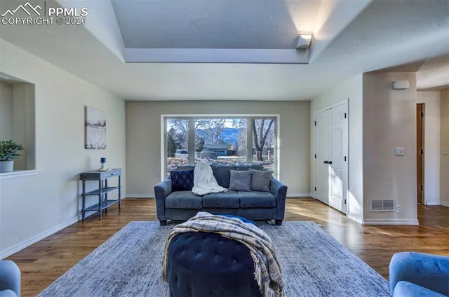 $825,000 | 1905 Mesa Road, Colorado Springs, CO 80904