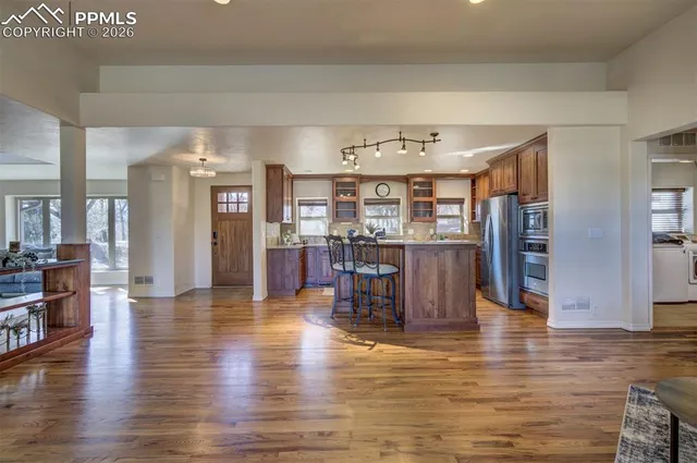 $825,000 | 1905 Mesa Road, Colorado Springs, CO 80904