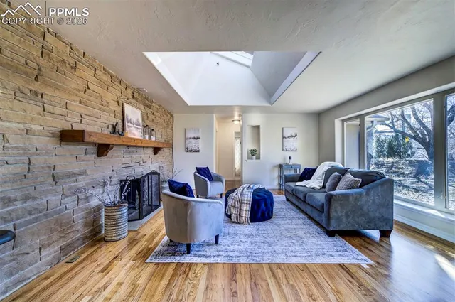 $825,000 | 1905 Mesa Road, Colorado Springs, CO 80904