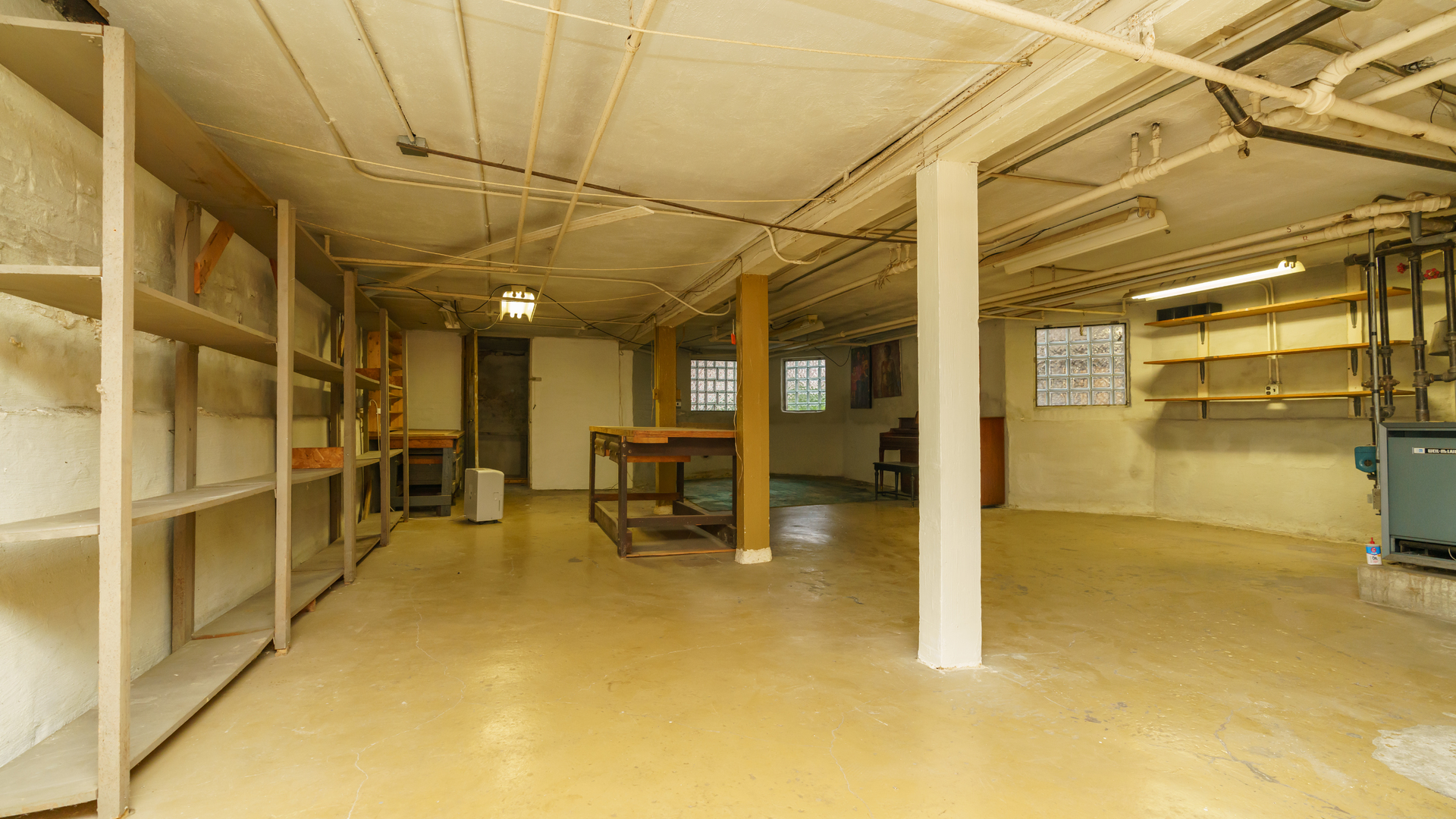 2644 North Harding Avenue Chicago, IL 60647 - Photo 31 of 37
