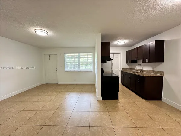 $1,625 | 2900 Northeast 17th Avenue, Unit 209, Pompano Beach, FL 33064