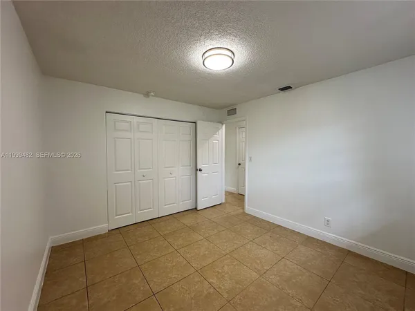 $1,625 | 2900 Northeast 17th Avenue, Unit 209, Pompano Beach, FL 33064