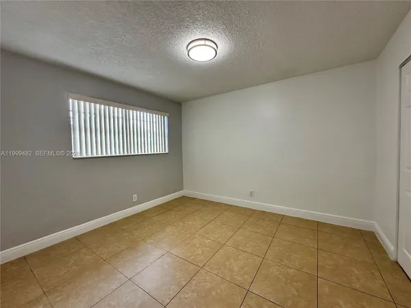 $1,625 | 2900 Northeast 17th Avenue, Unit 209, Pompano Beach, FL 33064
