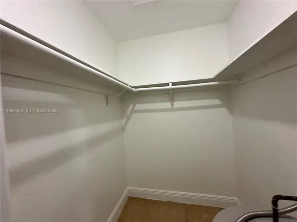 $1,625 | 2900 Northeast 17th Avenue, Unit 209, Pompano Beach, FL 33064