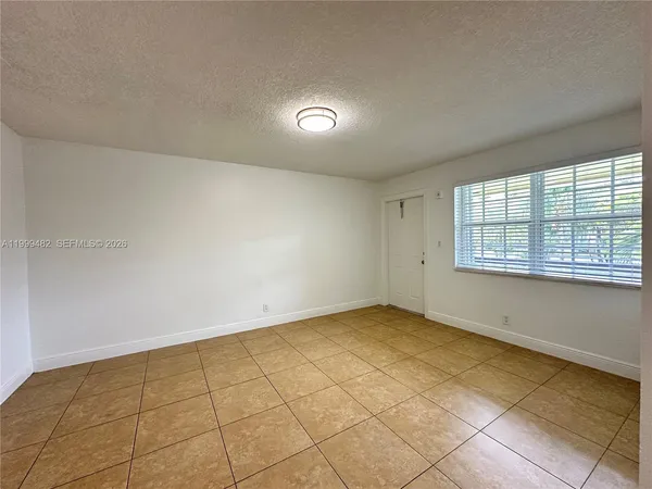 $1,625 | 2900 Northeast 17th Avenue, Unit 209, Pompano Beach, FL 33064