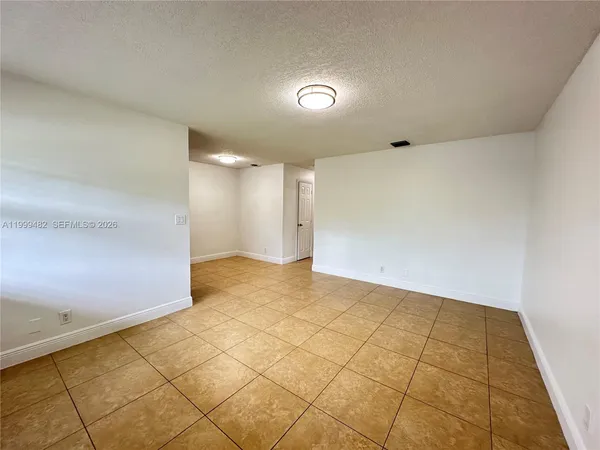 $1,625 | 2900 Northeast 17th Avenue, Unit 209, Pompano Beach, FL 33064
