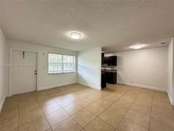 $1,625 | 2900 Northeast 17th Avenue, Unit 209, Pompano Beach, FL 33064
