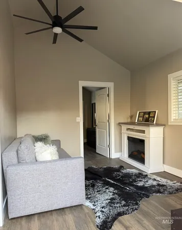 $450,000 | 532 Old Pollock Road, Riggins, ID 83549