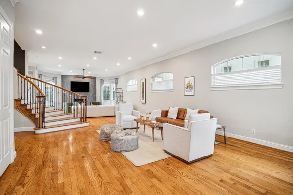 $6,500 | 1502 Whispering Pines Drive, Houston, TX 77055