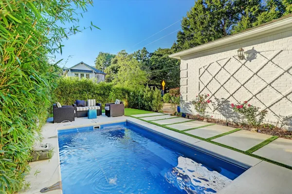 $6,500 | 1502 Whispering Pines Drive, Houston, TX 77055