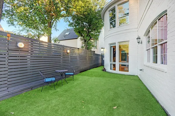 $6,500 | 1502 Whispering Pines Drive, Houston, TX 77055