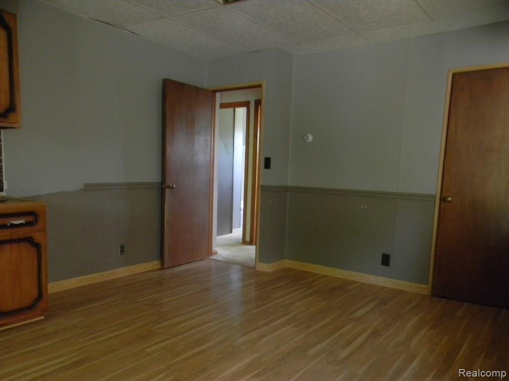 855 Lakeville Road Leonard, MI 48367 - Photo 13 of 17 DSCN3247.jpg