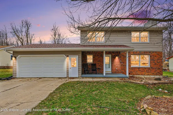 $309,900 | 1761 Schoolcraft Street, Holt, MI 48842