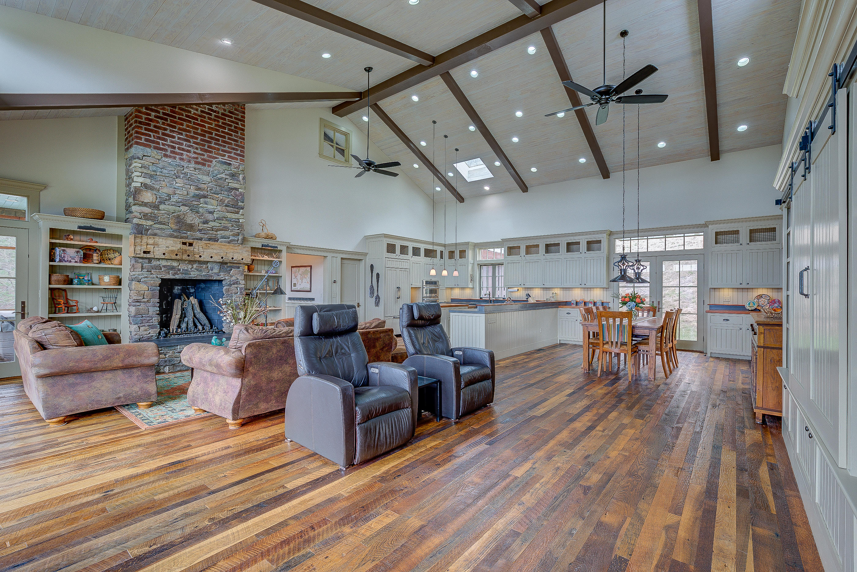 6975 Stoney Point Road Roanoke, VA 24018 - Photo 17 of 62 17.Great Room